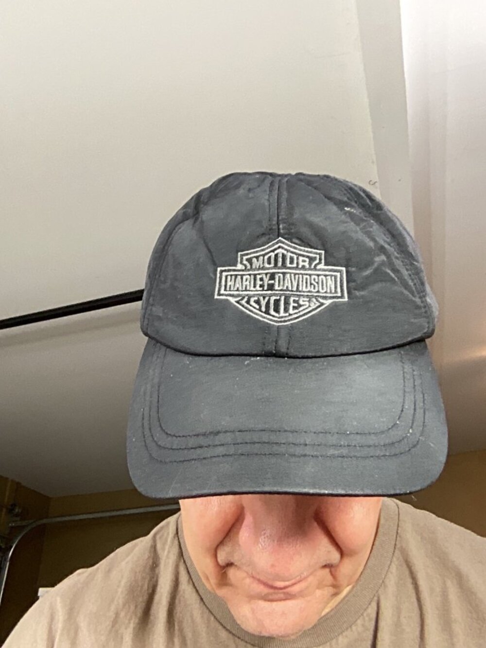 Harley-Davidson Black Adjustable Embroidered Logo Cap*Quilted Padded Nylon Shell